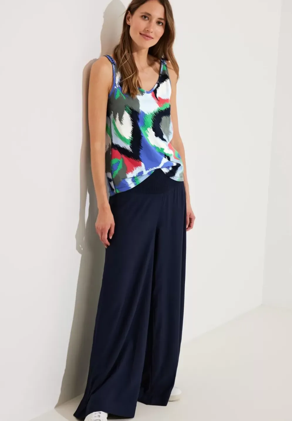 Armelloses Printtop