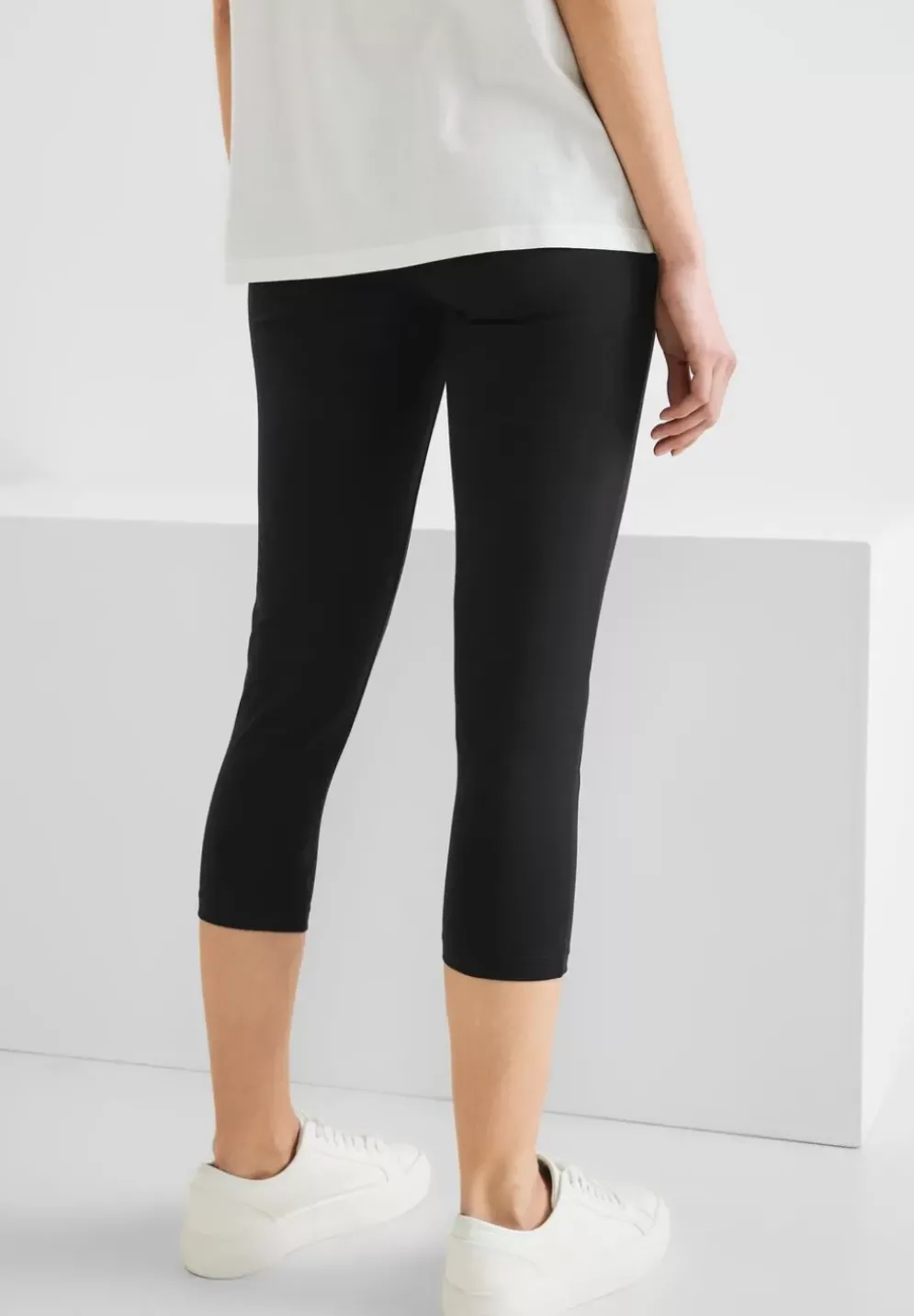 Basic 3/4 Leggings