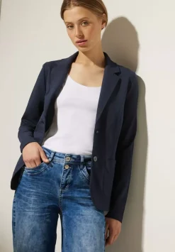 Basic Blazer