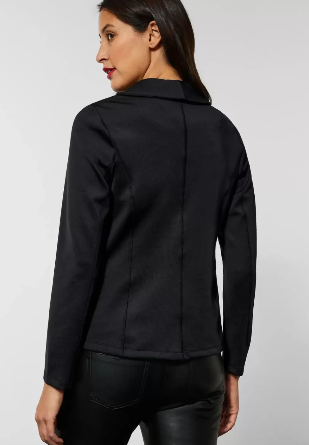 Basic Blazer In Technotwill