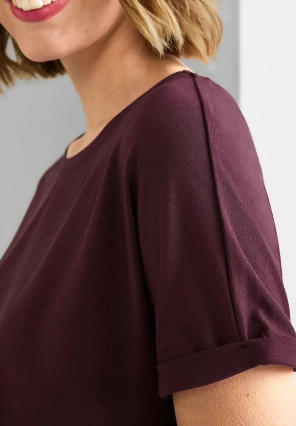 Basic T-Shirt