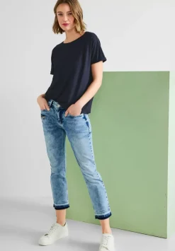Basic T-Shirt