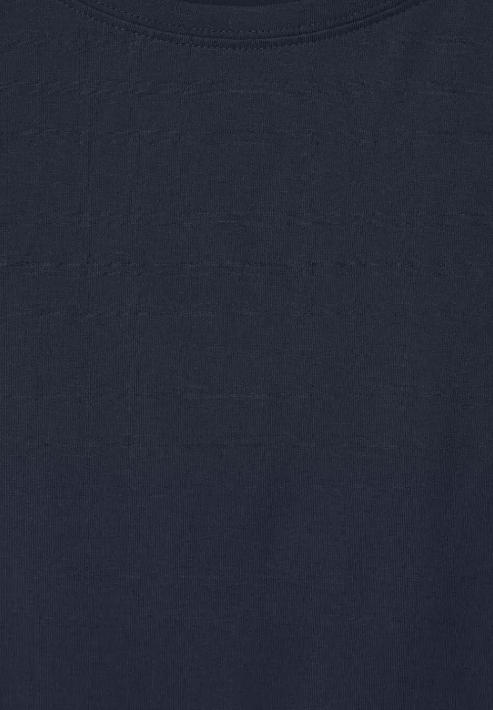 Basic T-Shirt