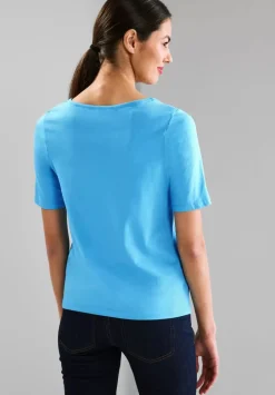 Basic T-Shirt