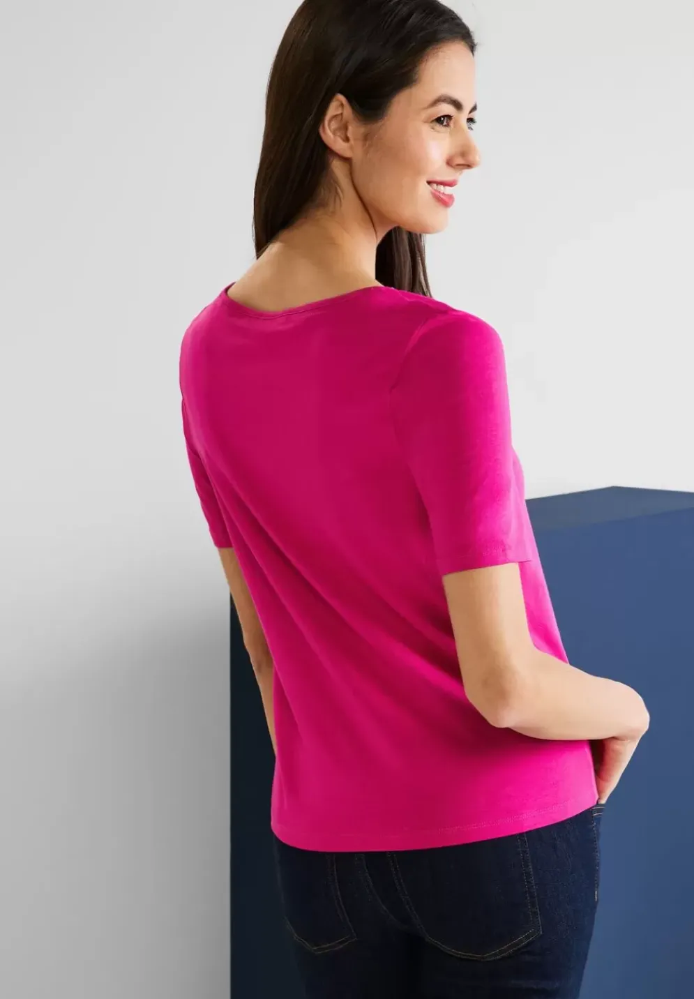 Basic T-Shirt