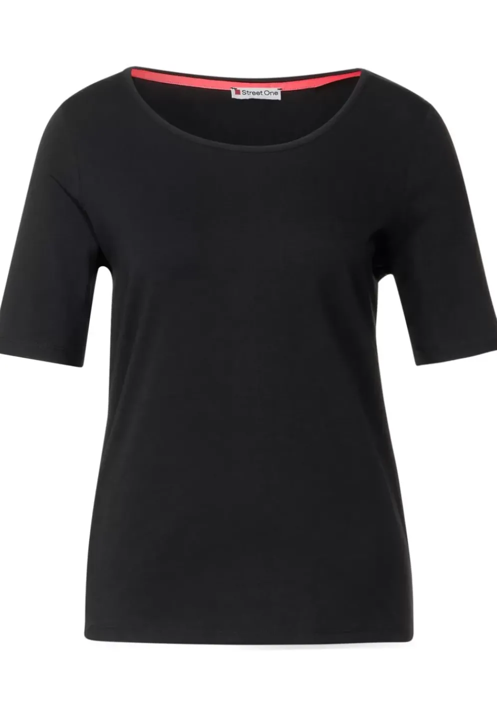 Basic T-Shirt