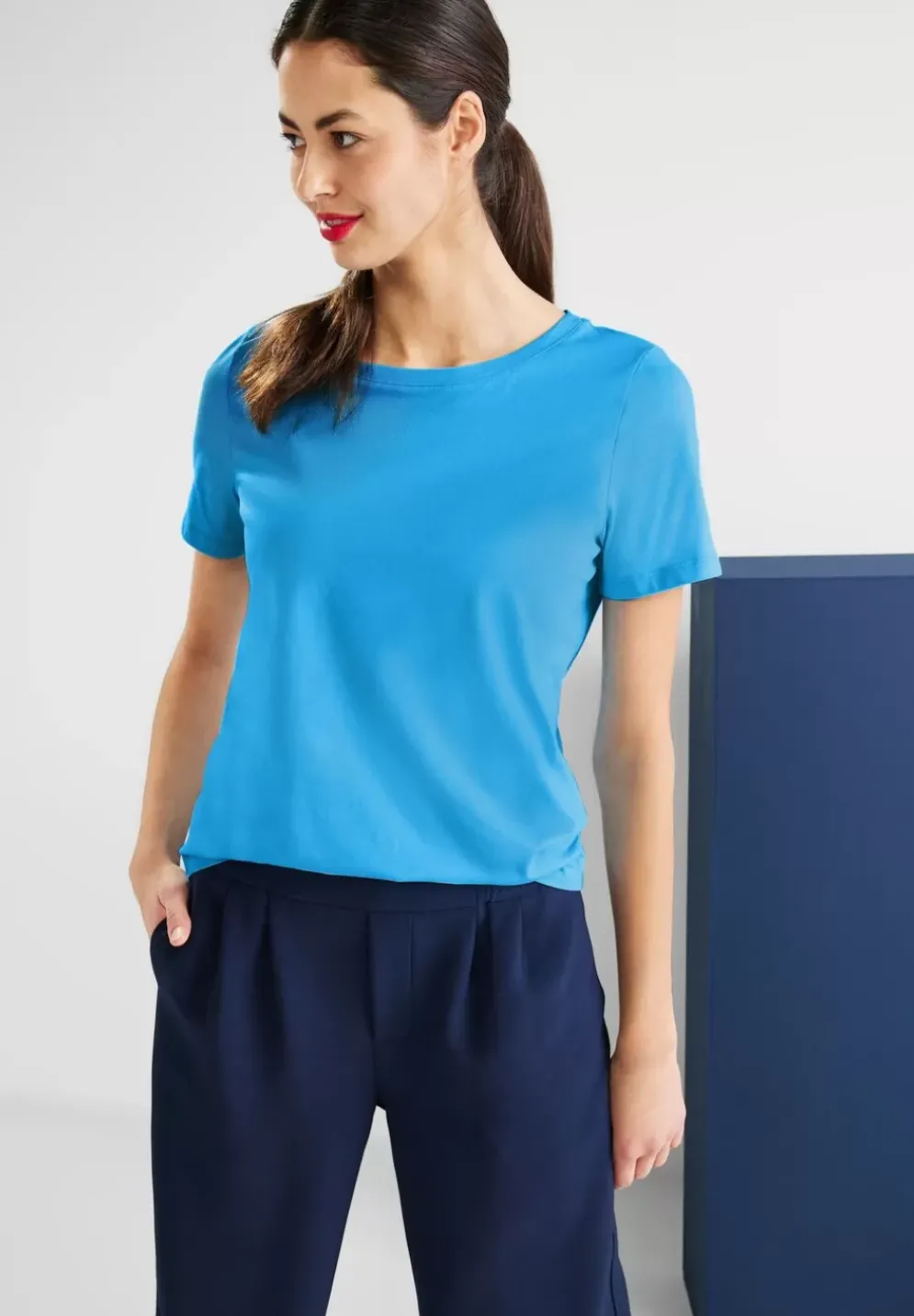 Basic T-Shirt