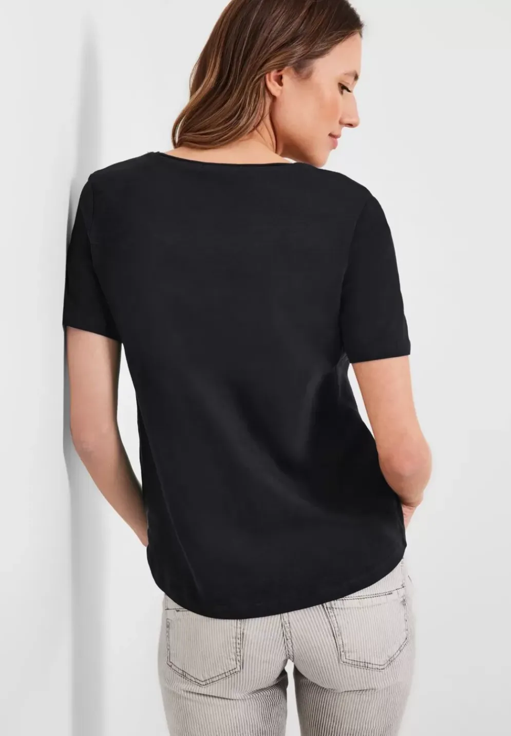 Basic T-Shirt In Unifarbe