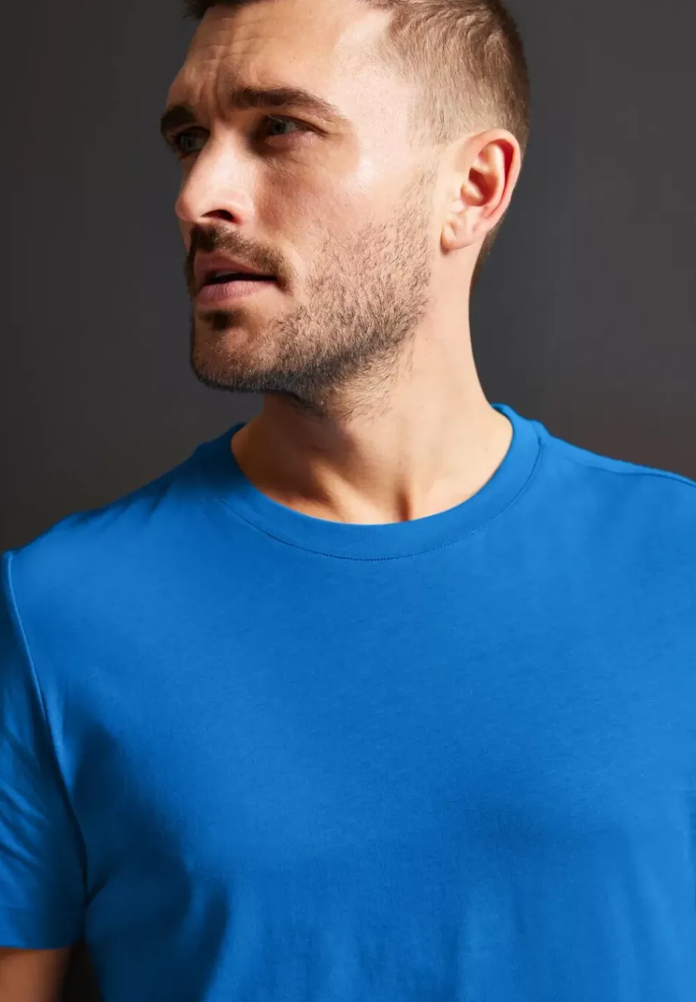 Basic T-Shirt In Unifarbe
