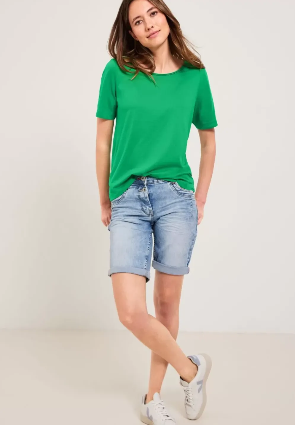 Basic Uni T-Shirt