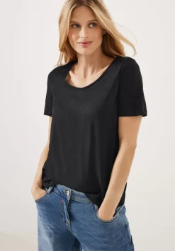 Basic V-Neck T-Shirt