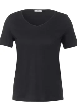 Basic V-Neck T-Shirt