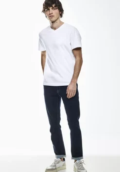 Basic V-Neck T-Shirt