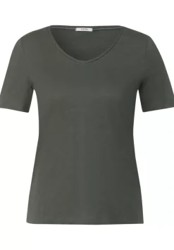 Basic V-Neck T-Shirt