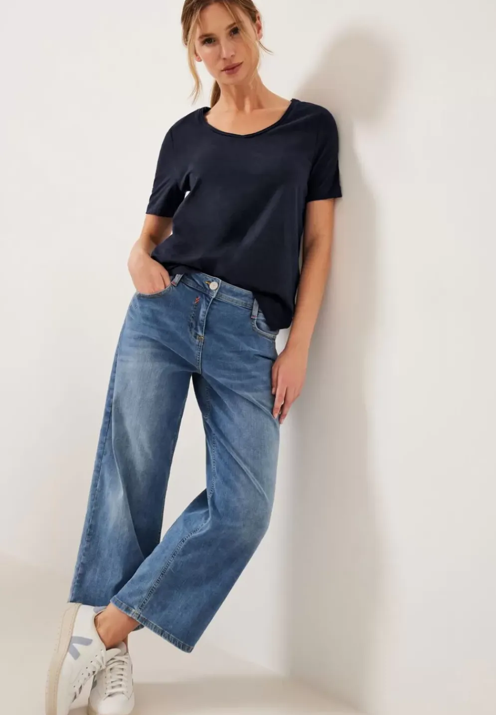 Basic V-Neck T-Shirt