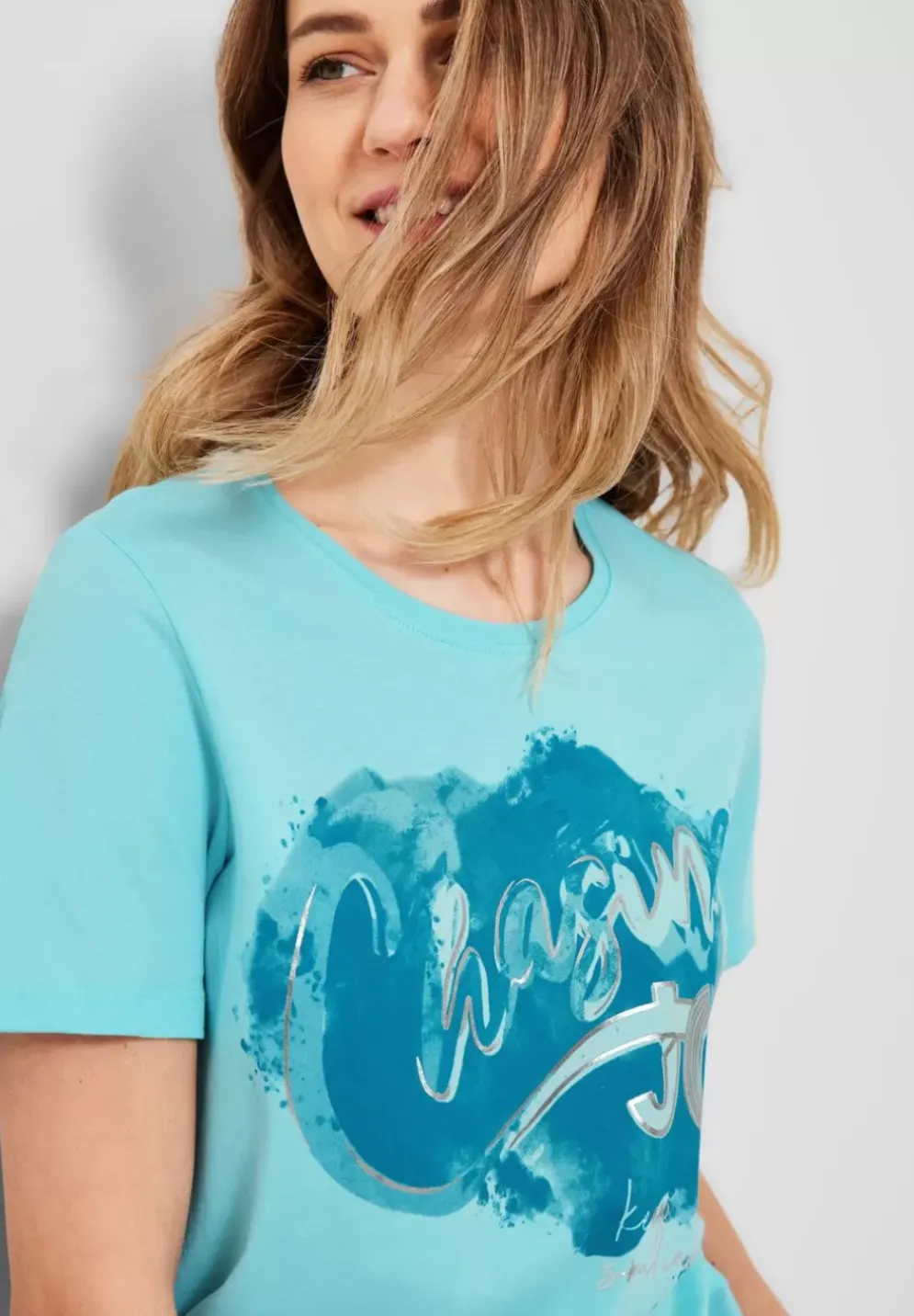 Basicshirt Mit Frontprint