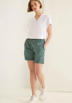 Bermuda In Loose Fit