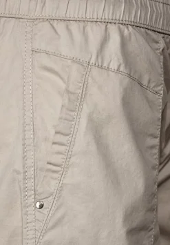 Bermuda In Loose Fit