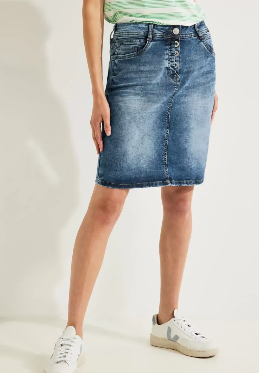 Blauer Jeansrock