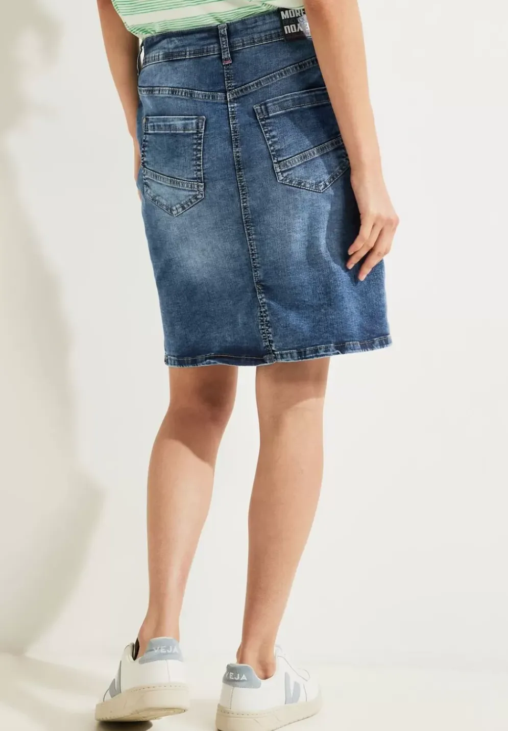 Blauer Jeansrock
