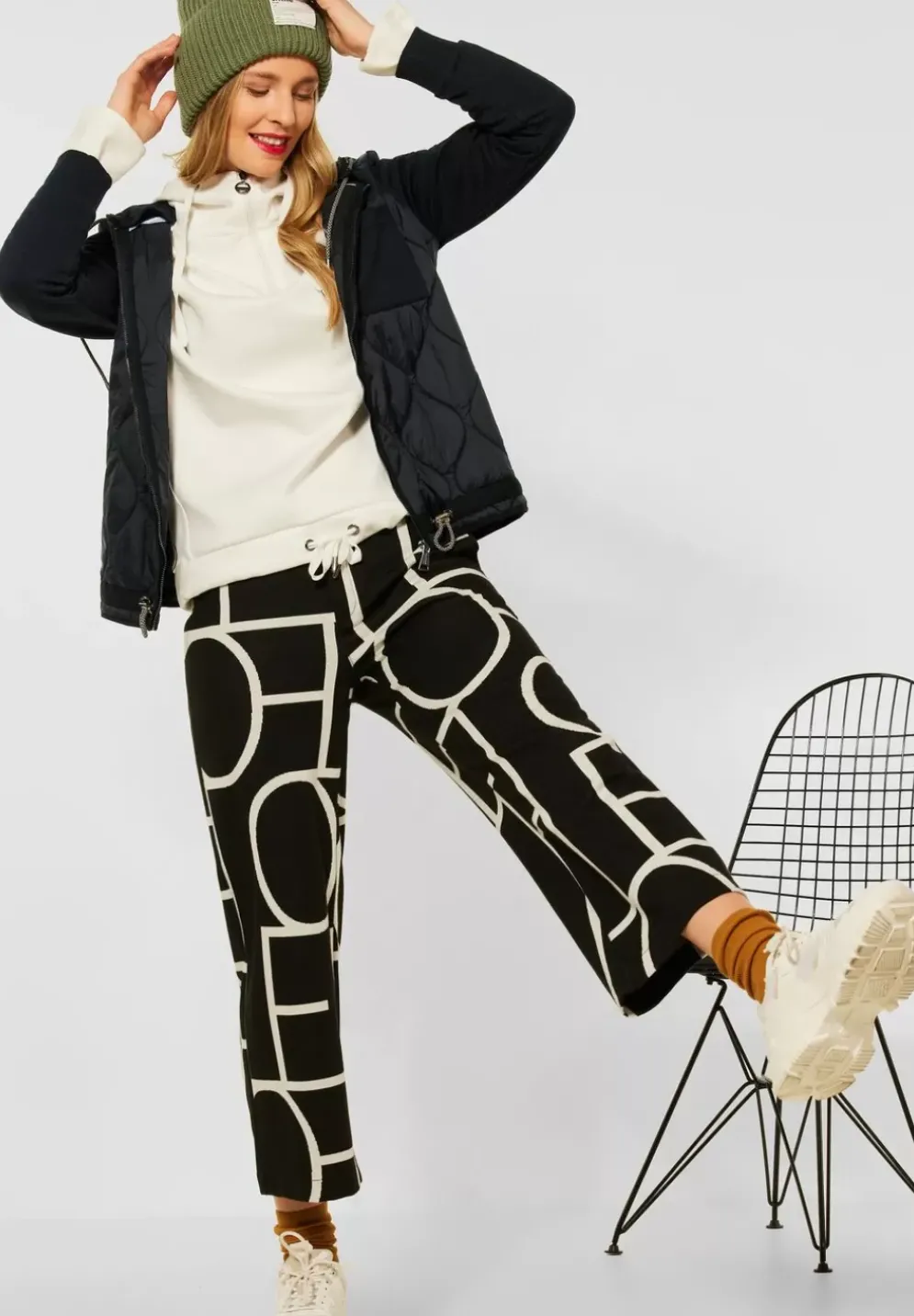 Blousonjacke Mit Kapuze