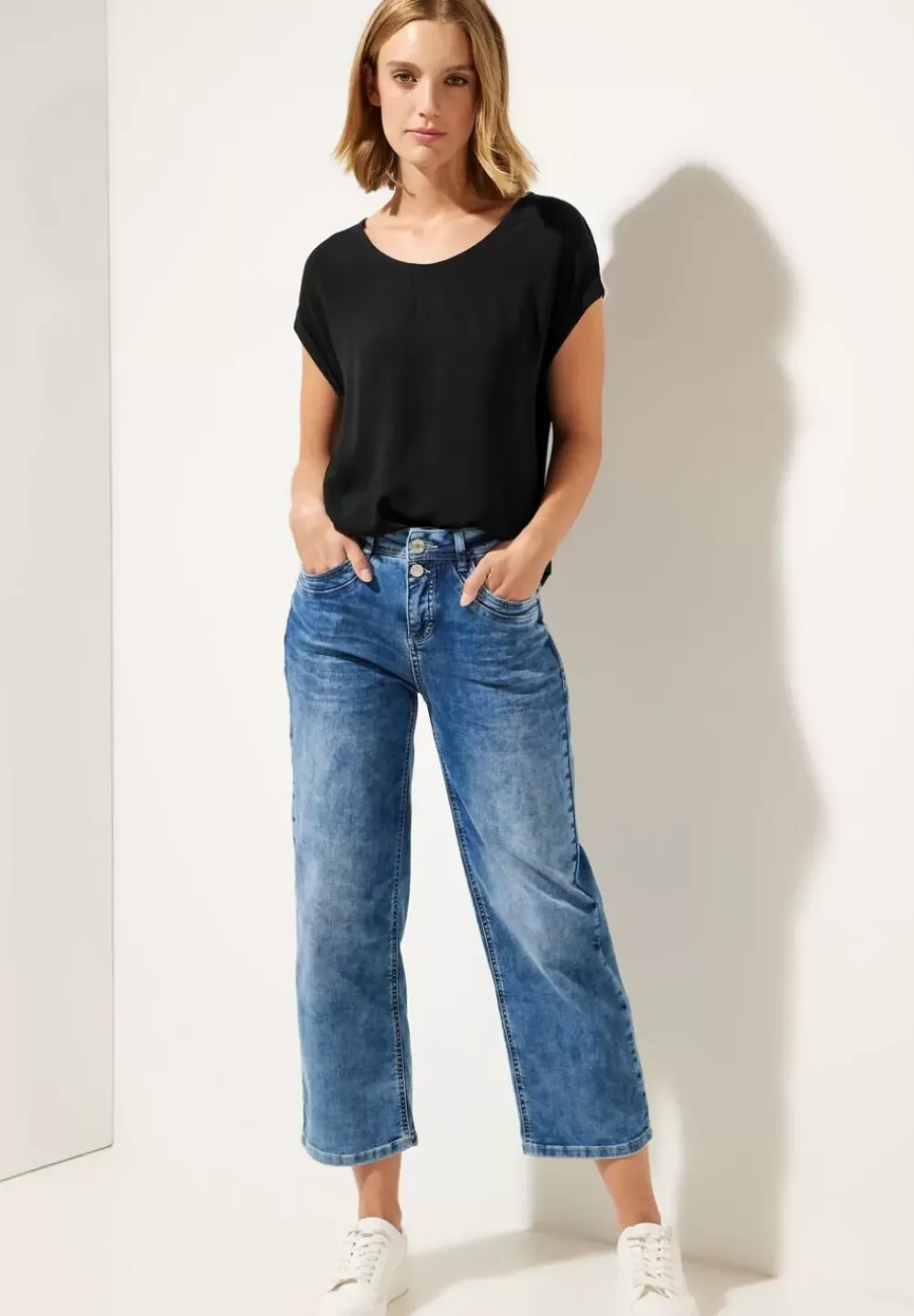 Bluse Mit Elastiksaum