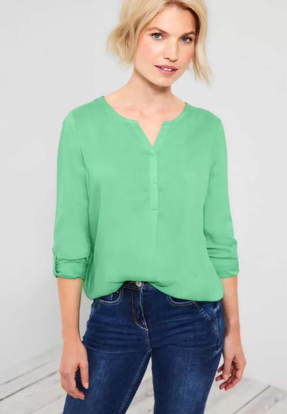 Bluse Mit Elastiksaum