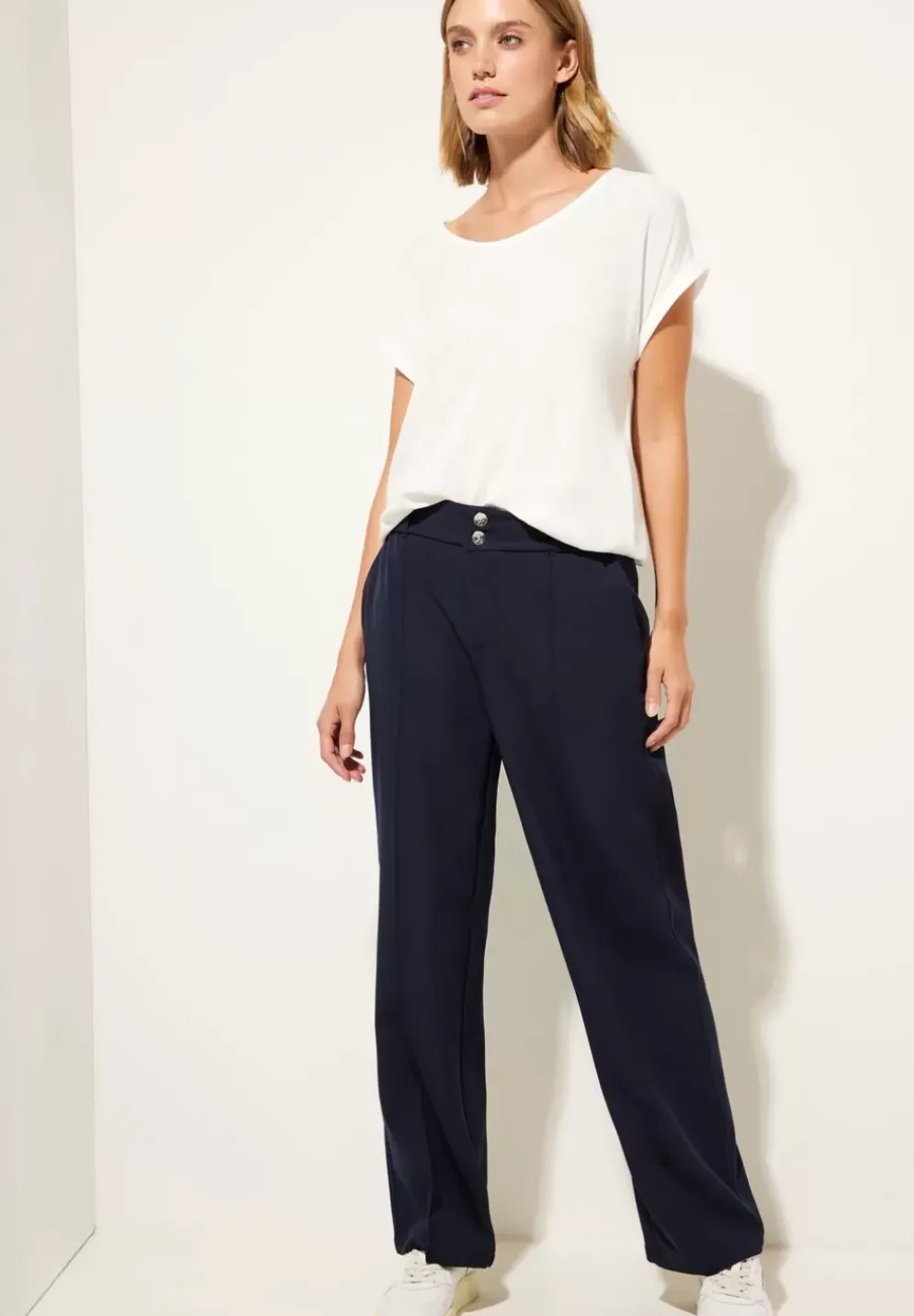 Bluse Mit Elastiksaum