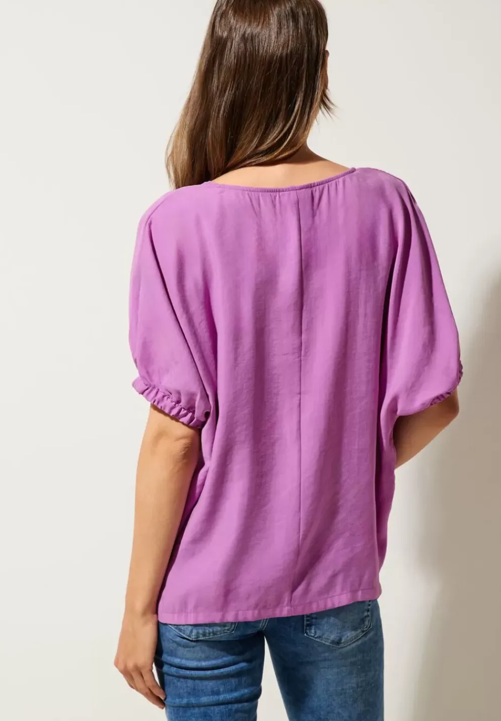 Bluse Mit Gerafftem Halbarm