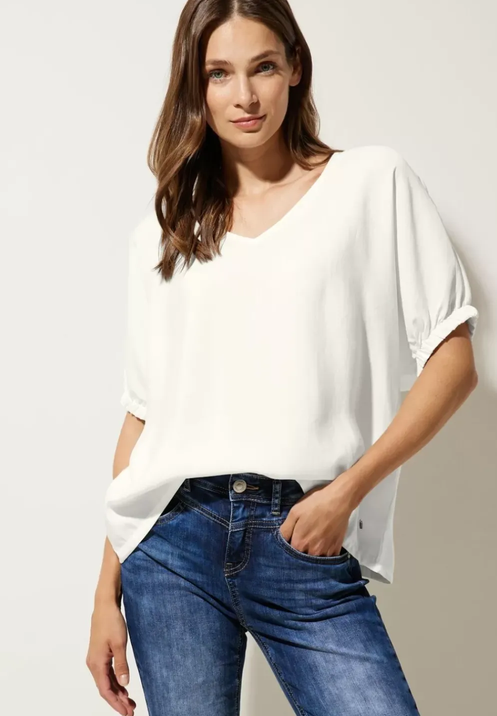 Bluse Mit Gerafftem Halbarm