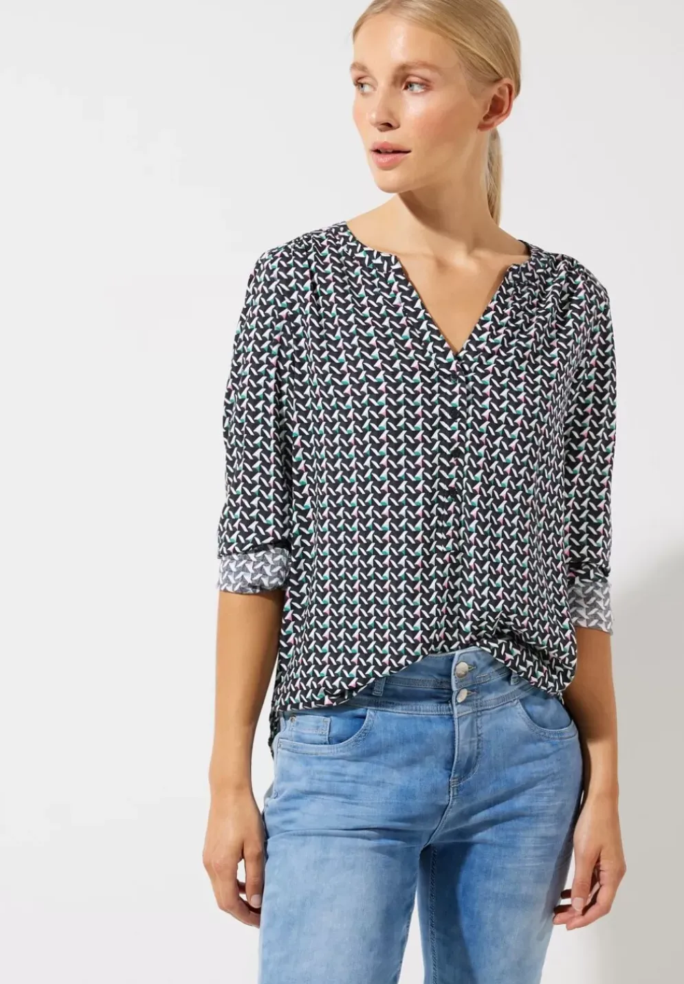 Bluse Mit Grafischem Muster