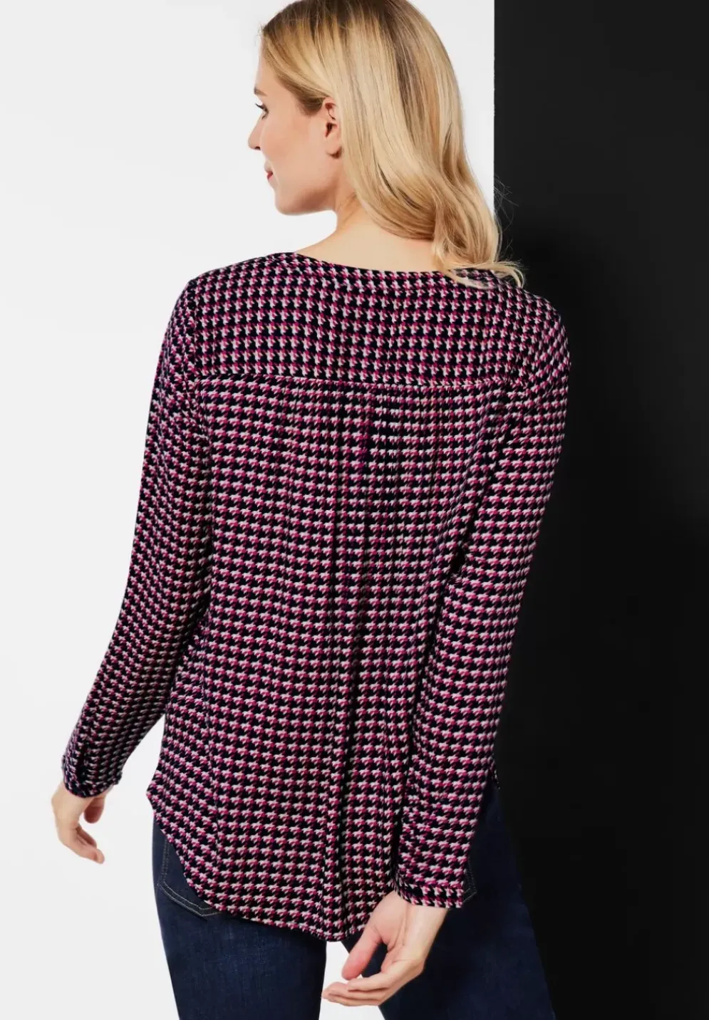 Bluse Mit Hahnentritt Muster