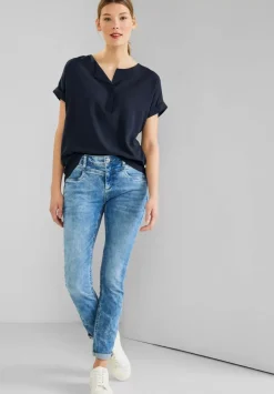 Bluse Mit Klappenkragen
