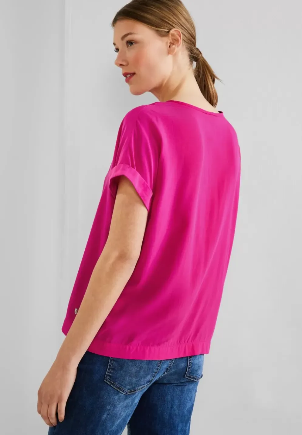 Bluse Mit Klappenkragen
