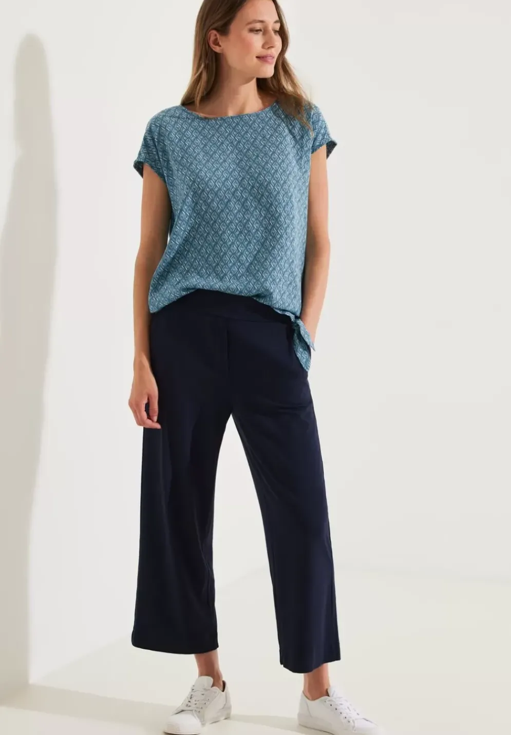 Bluse Mit Knotendetail