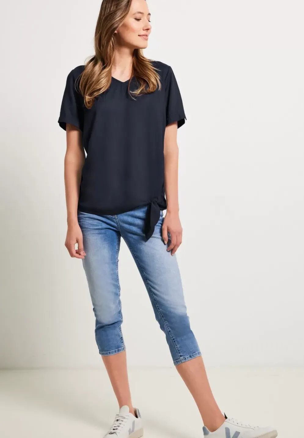 Bluse Mit Knotendetail