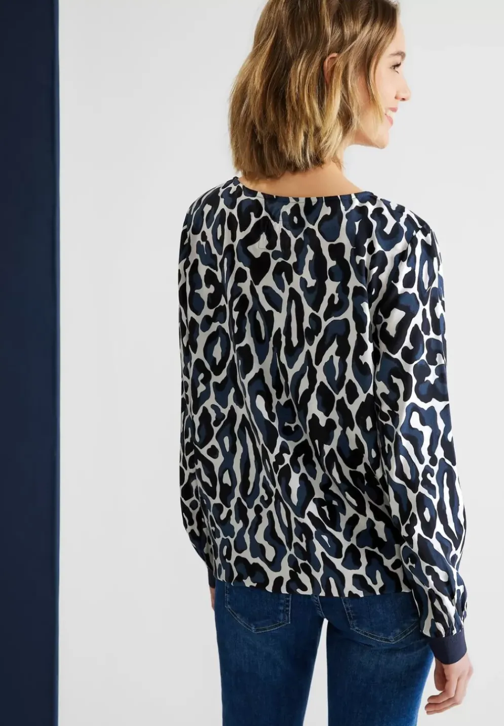 Bluse Mit Leo Print