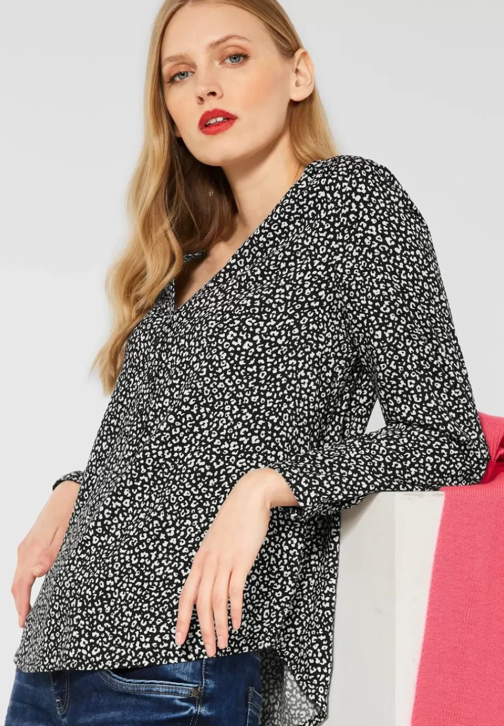 Bluse Mit Minimalprint