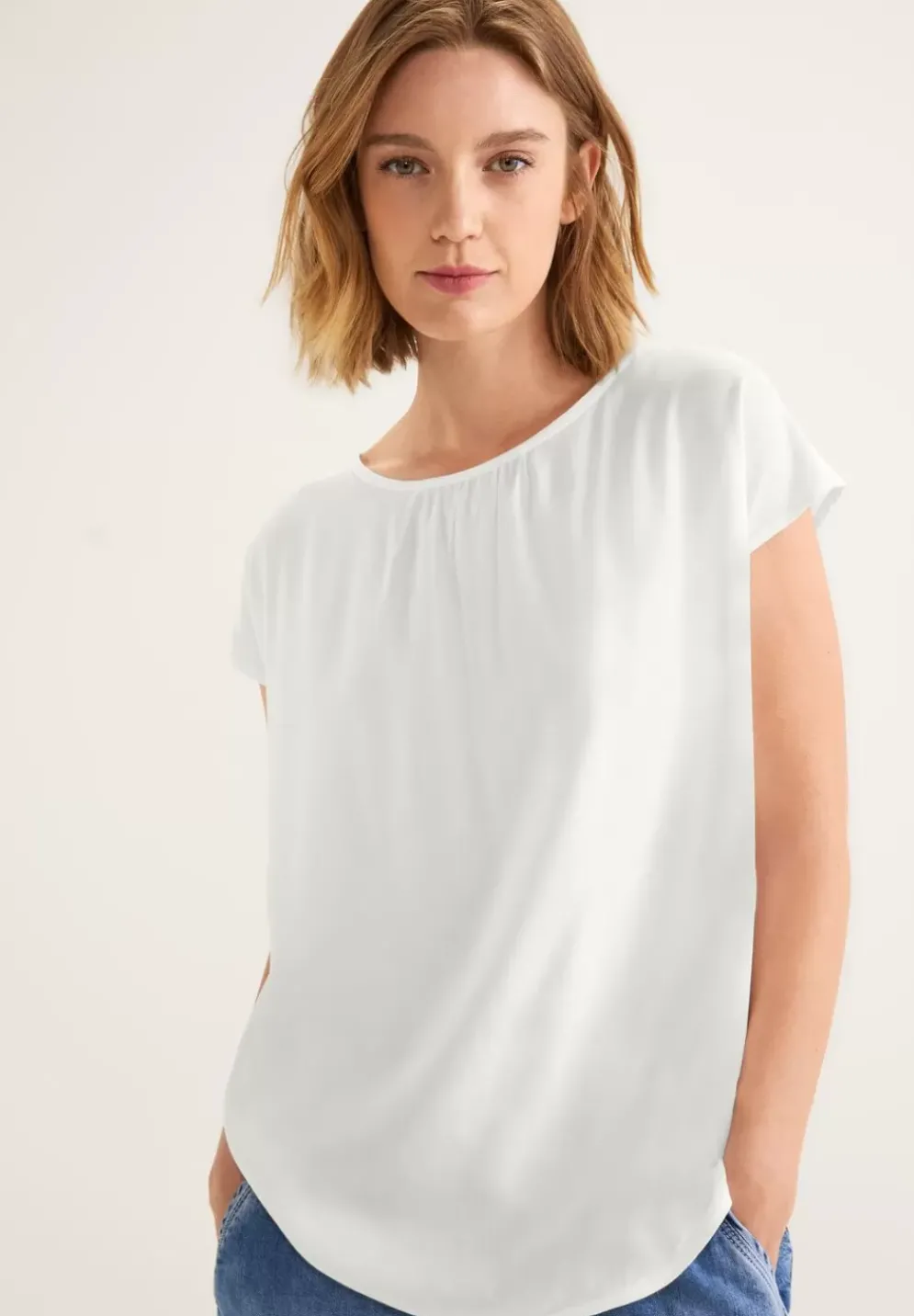 Bluse Mit Raffungen