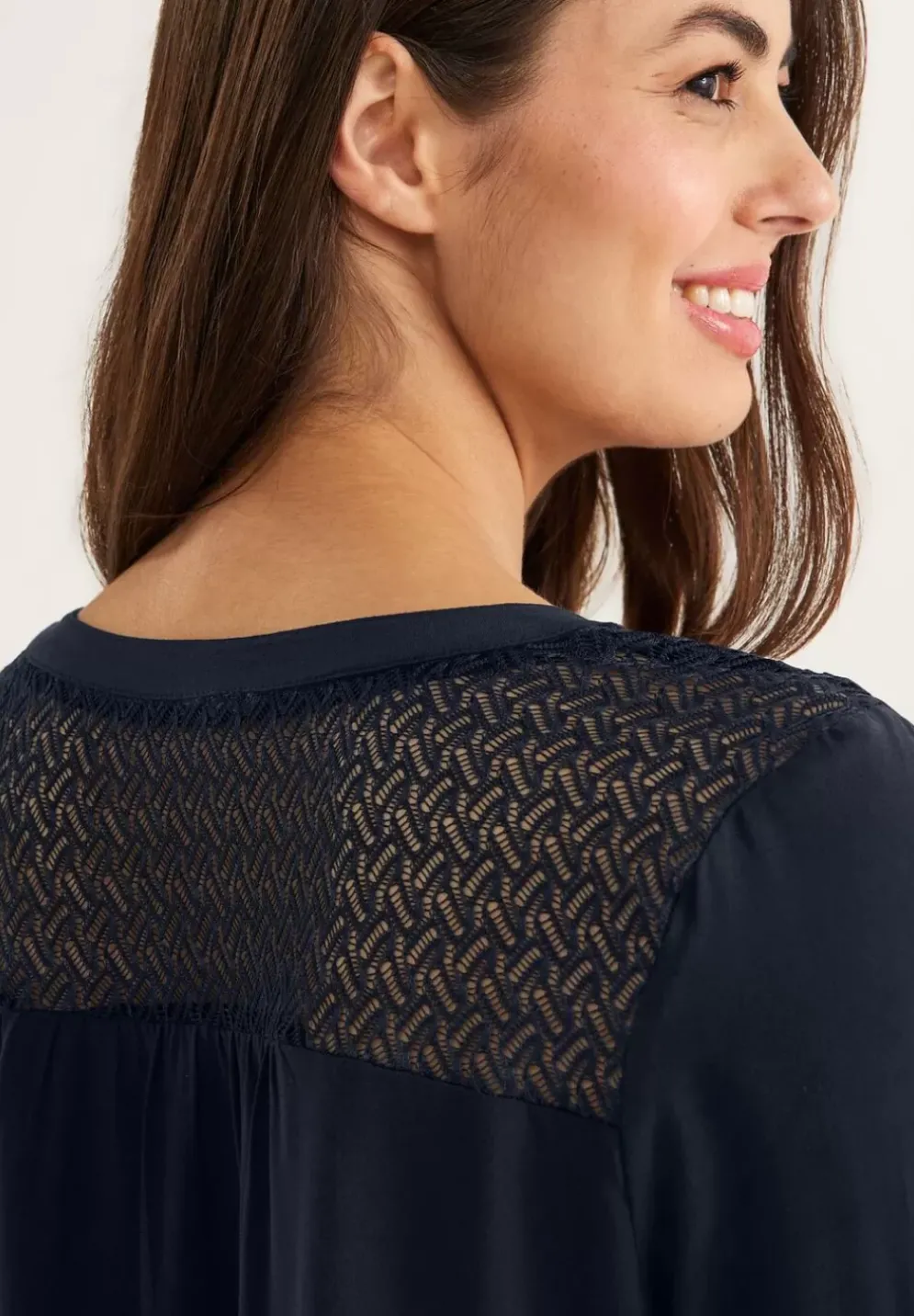 Bluse Mit Spitzendetail