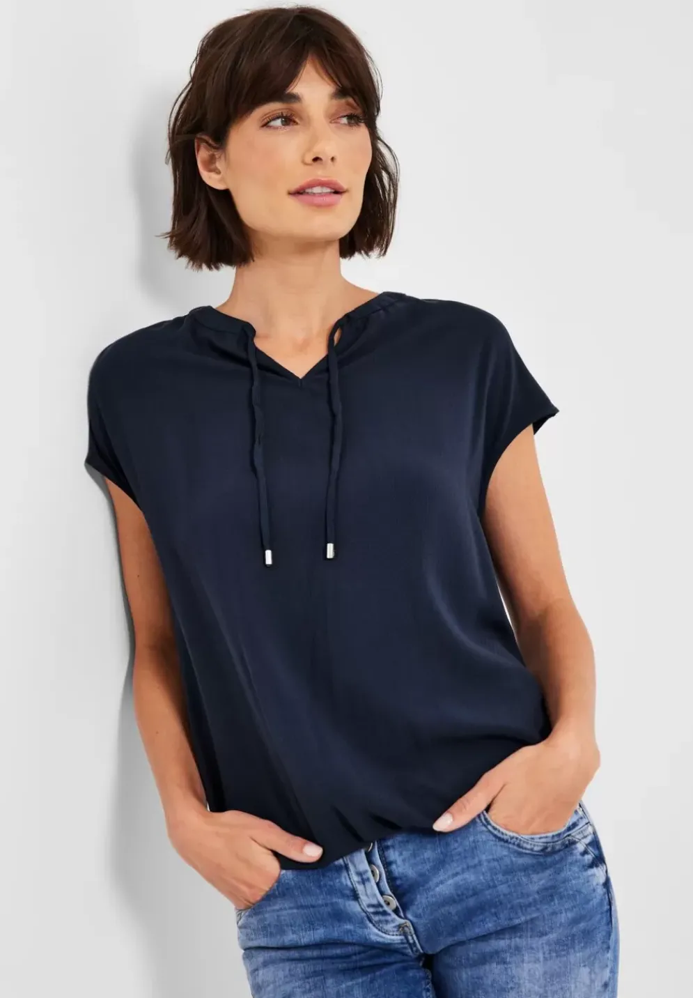 Bluse Mit Tunikabandchen