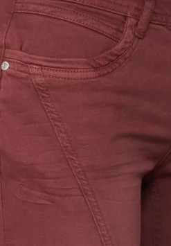Casual Fit 3/4 Jeans
