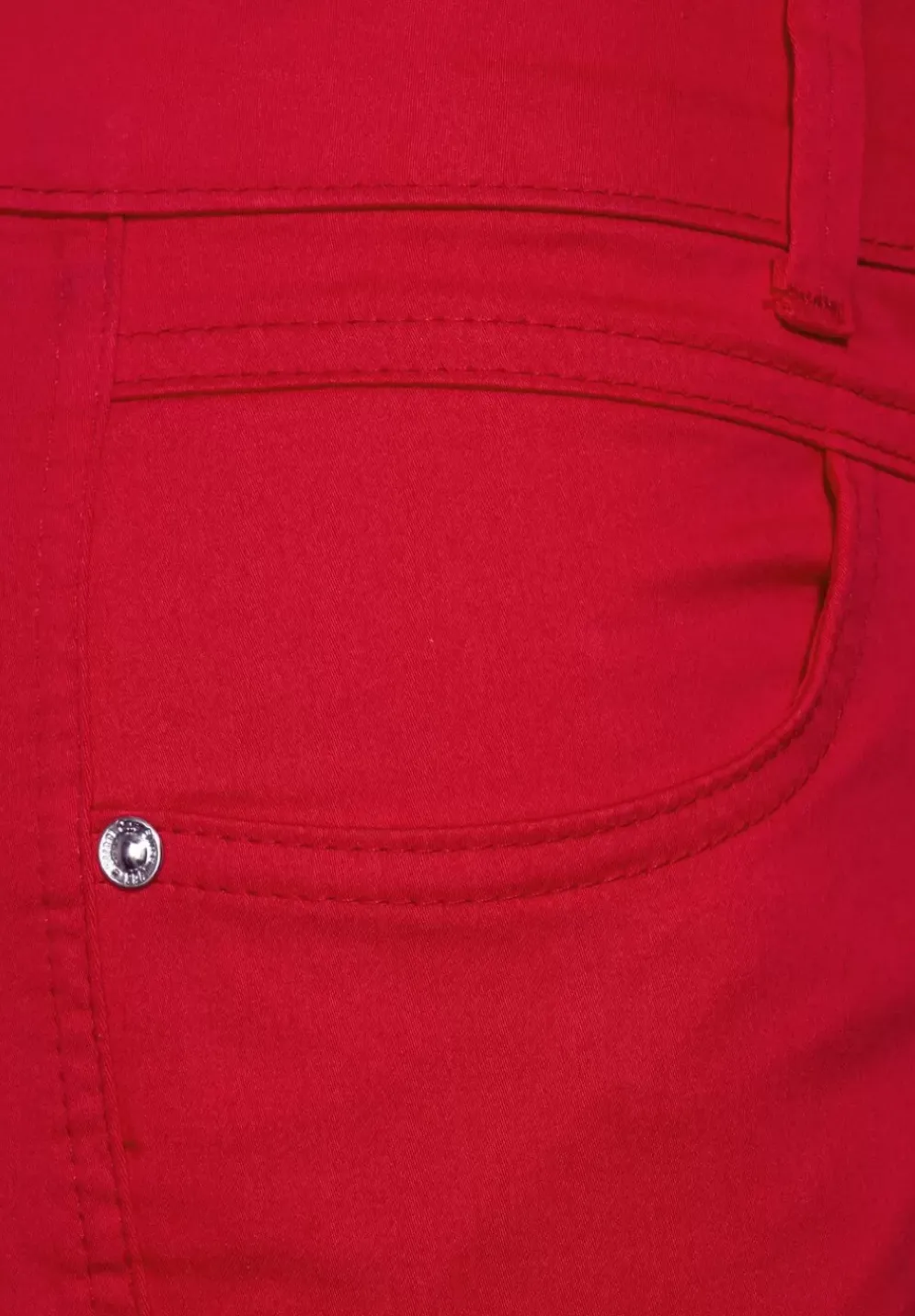 Casual Fit Caprihose