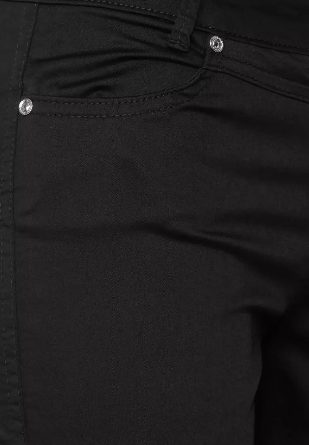 Casual Fit Caprihose