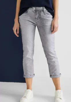 Casual Fit Caprihose