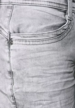 Casual Fit Caprihose
