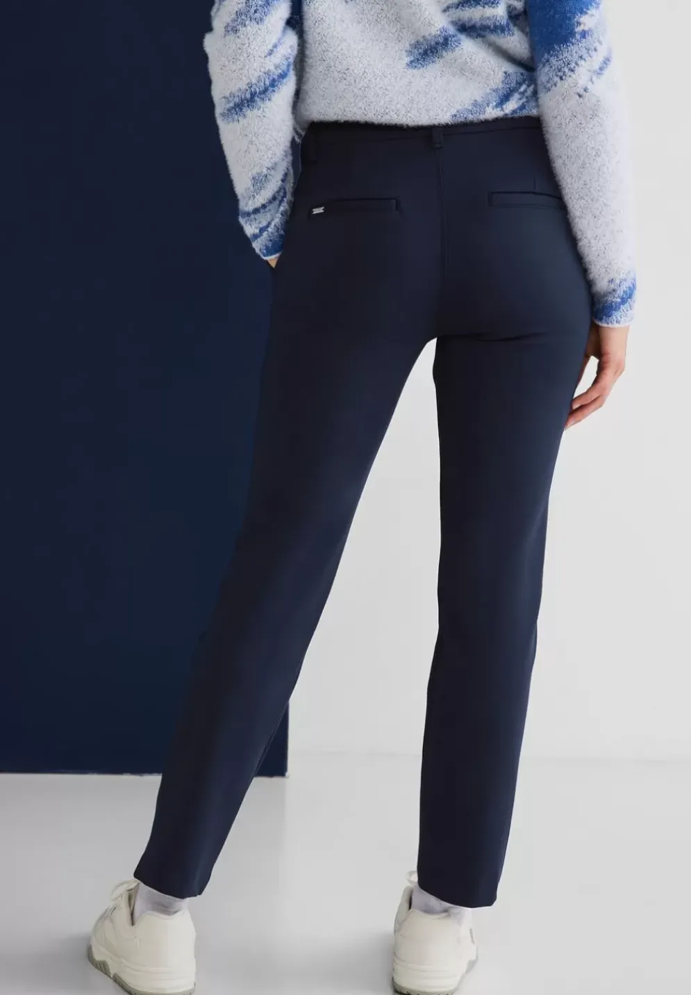Casual Fit Chinohose