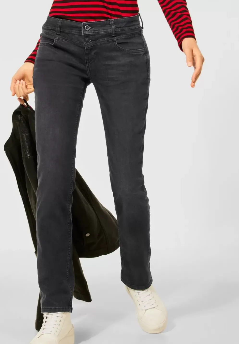 Casual Fit Denim