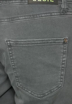 Casual Fit Hose