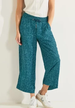 Casual Fit Hose